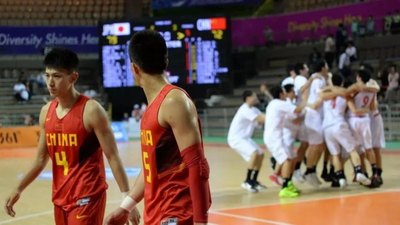 官宣！地表最强1米7重返NBA！中国队半决赛输给日本队！太难受了