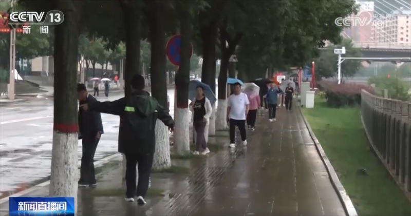 保交通、保安全、保财产 多地以“雨”为令、闻“汛”而动全力应对强降雨天气
