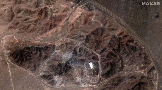 美方放消息：封锁霍尔木兹海峡？伊朗在波斯湾秘密装载水雷