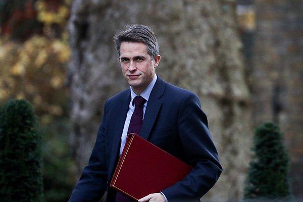 英前防相挑衅:台湾问题上,西方对中国简直怂包…