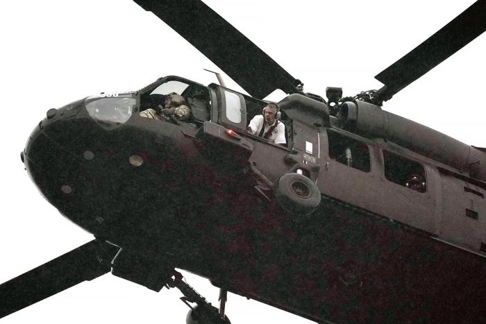 美国得州洪水已遇难104人失踪24人,预警何故失效?