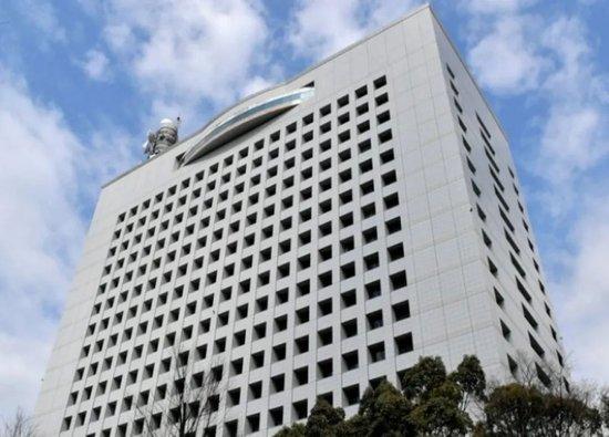 亚冠比赛看台日本男子袭击中国观众致其骨折后逃离现场,被警方逮捕