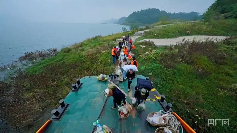 《沿着纬度听中国》开播一周传播量超1.5亿  取景地纷纷“点赞”