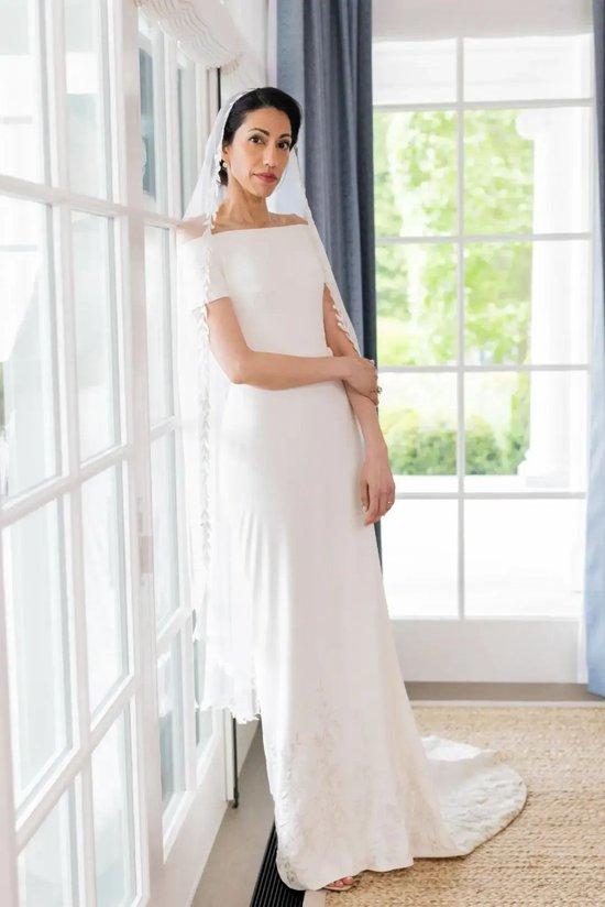 希拉里干女儿嫁给“顶流资本”,分享250亿金融帝国