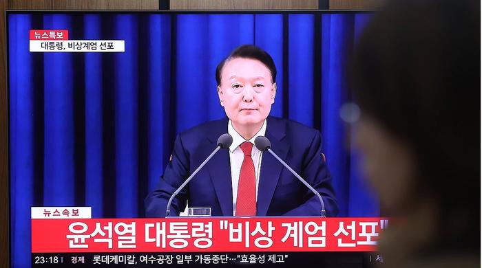 韩法院裁定：尹锡悦应就紧急戒严事件向遭受精神损失国民承担赔偿责任