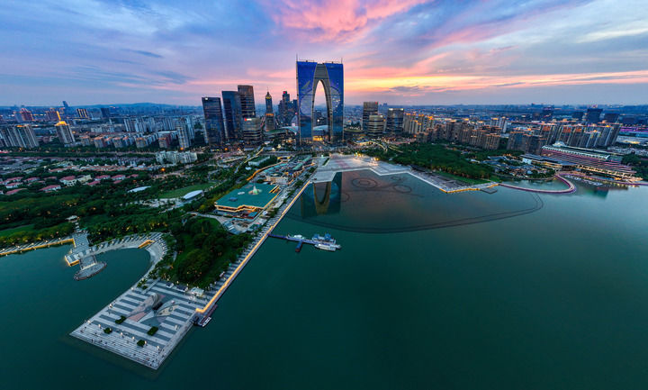 为扩大高水平对外开放作出新的示范――“中国经济圆桌会”聚焦深化国家级经开区改革创新