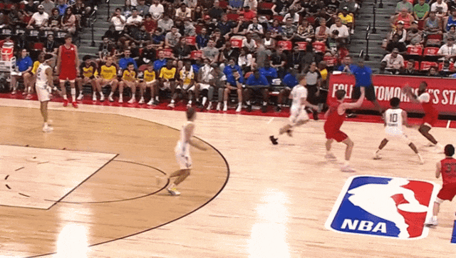 官宣！地表最强1米7重返NBA！中国队半决赛输给日本队！太难受了