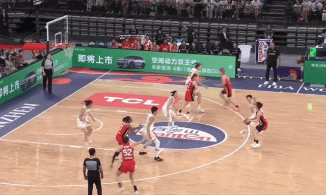 官宣！地表最强1米7重返NBA！中国队半决赛输给日本队！太难受了