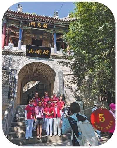甘肃持续开行银发旅游列车，创新定制化服务
