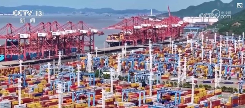 我国港口外贸韧性凸显：外贸集装箱吞吐量快速增长 国际航线持续加密