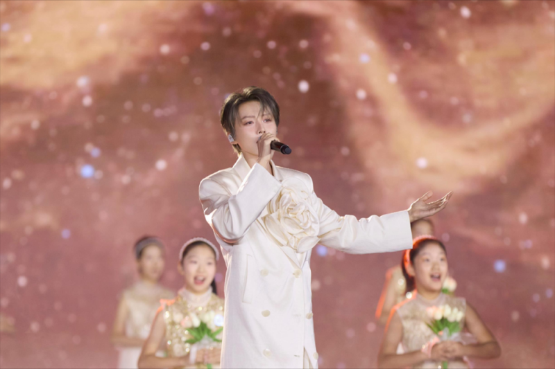 与烟台相约电影火热的夏天！“2025中国电影导演之夜”今晚播出