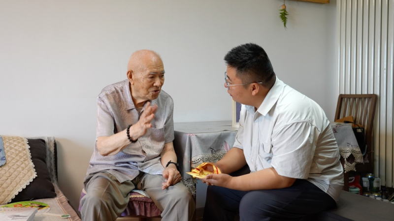 “90”后告诉90后：什么是家国