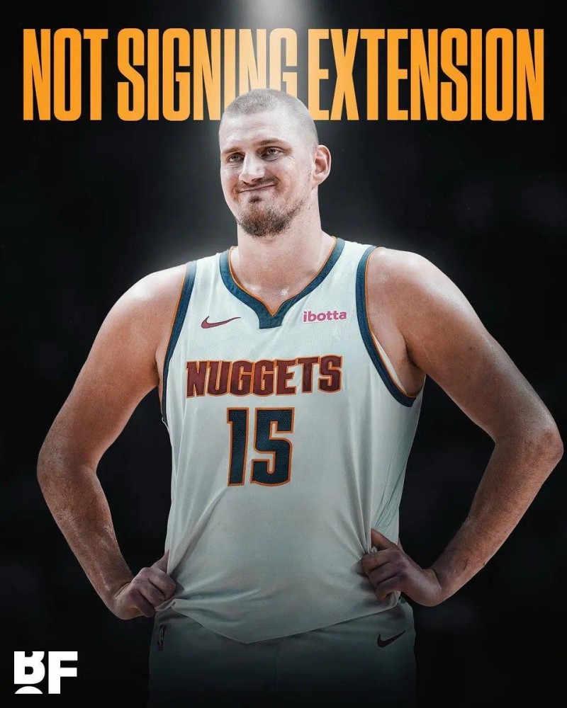 疯了，轰动NBA！布克创造历史最高年薪！7546万一年，比亚历山大还贵
