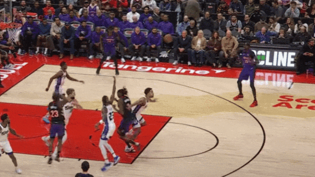 突发达成！创NBA纪录的超级交易！7队参与，湖勇全部加入！湖人再签中锋