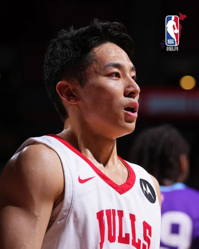 官宣！地表最强1米7重返NBA！中国队半决赛输给日本队！太难受了