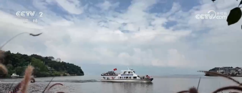 “清凉游”热潮涌动 各地因地制宜上新“避暑妙招”