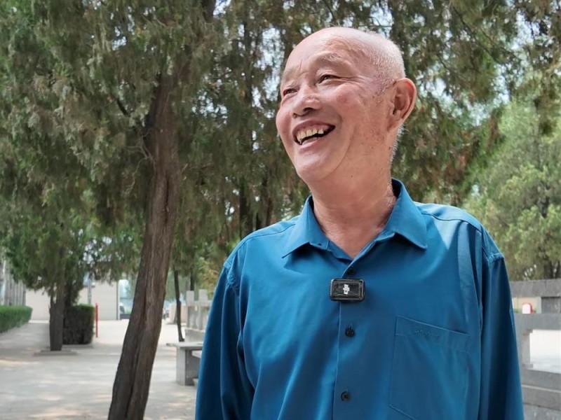 铭记历史 缅怀先烈｜一生践一诺 独臂退伍老兵为烈士守墓四十载