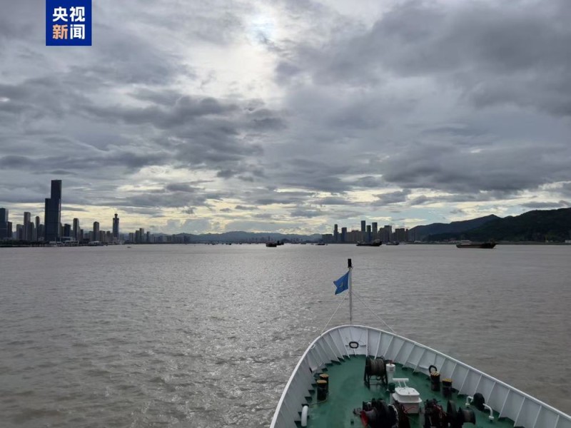 受台风“丹娜丝”影响 浙江上百条客运航线停航