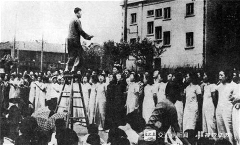 “万众一心”的热血战歌如何响彻寰宇