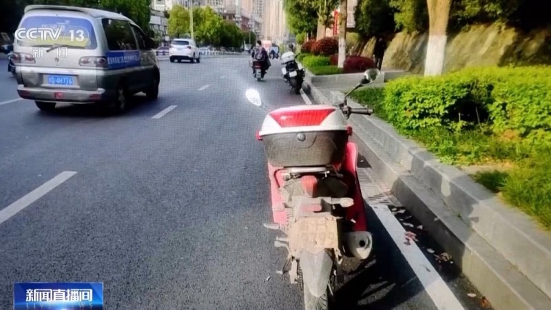 男孩路边玩篮球致骑行者伤残 谁担责？法院这样判→