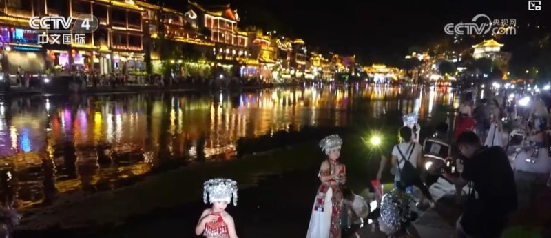 “热”经济遇上“冷”商机 “清凉经济”促夏日消费持续升温