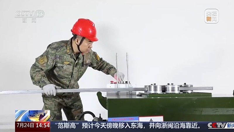 扎根国防一线30年 导弹筑巢人崔道虎始终坚持“施工零误差”