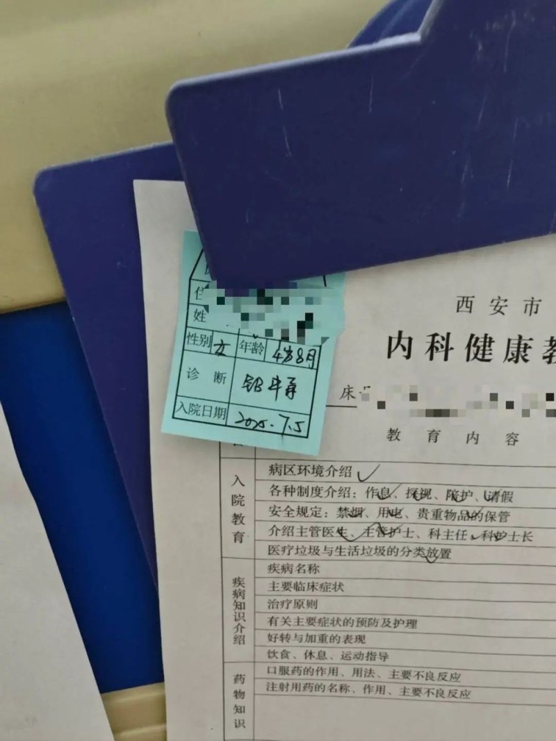看丹观察丨“毒源”是什么？为何两地检查差距大？幼儿铅中毒事件诸多问题待解！