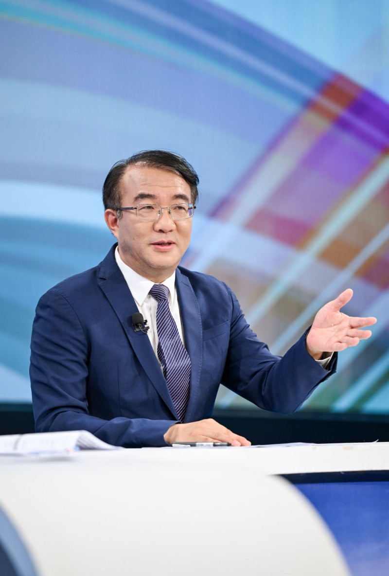 建起“超链接” 助力中国经济向新而行――“中国经济圆桌会”共话科技创新与产业创新深度融合