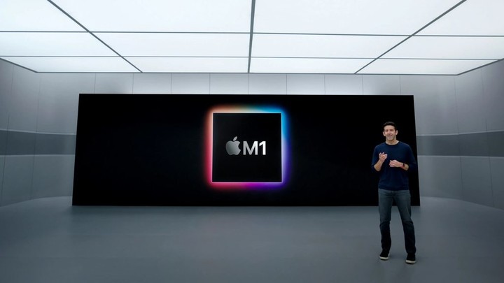 下一任苹果 CEO，可能是这位 iPhone 的掌舵人