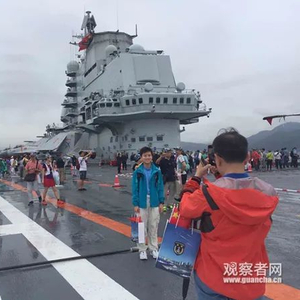 我军两艘航母首次对外开放，为何都设在香港？