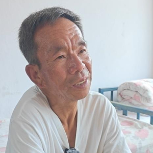 写《我的母亲》的大爷再忆母亲：她住窑洞将8个孩子拉扯大，过世前都没吃上一口白面，我觉得很亏欠
