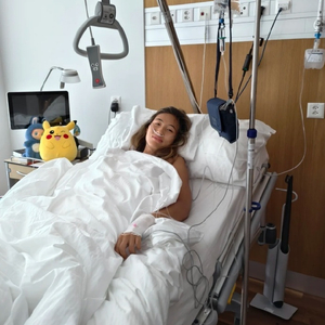 接受右肘手术，郑钦文发文：按下暂停键，为了更好地归来