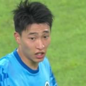 海港2-1新鹏城联赛三连胜距榜首4分 李新翔连3轮破门莱昂纳多传射