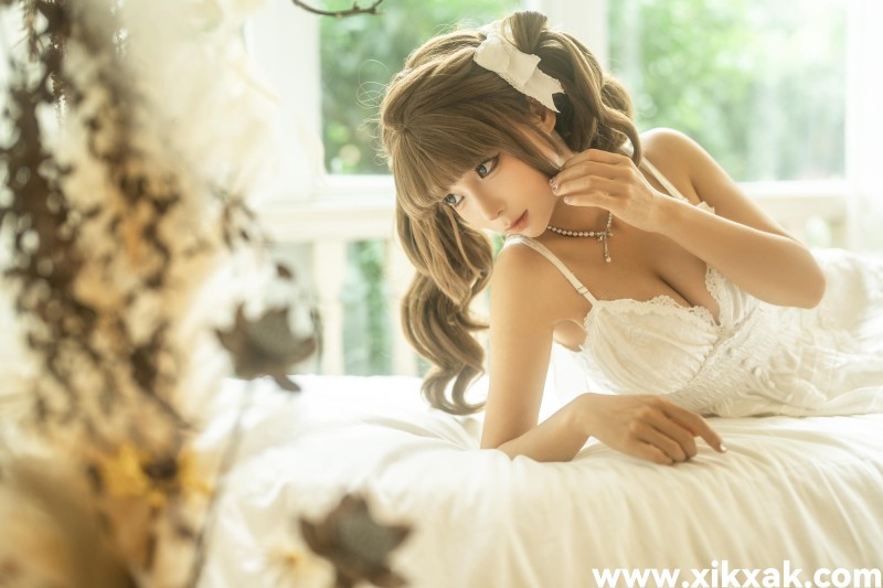 蠢沫沫 &#8211; NO.286 三月T3赠品《花床》 [34P]