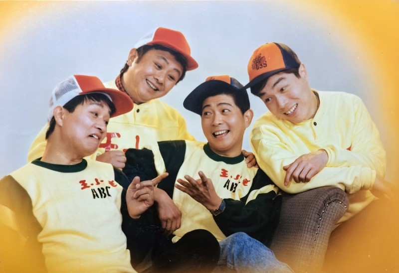 专访王汝刚：保持滑稽