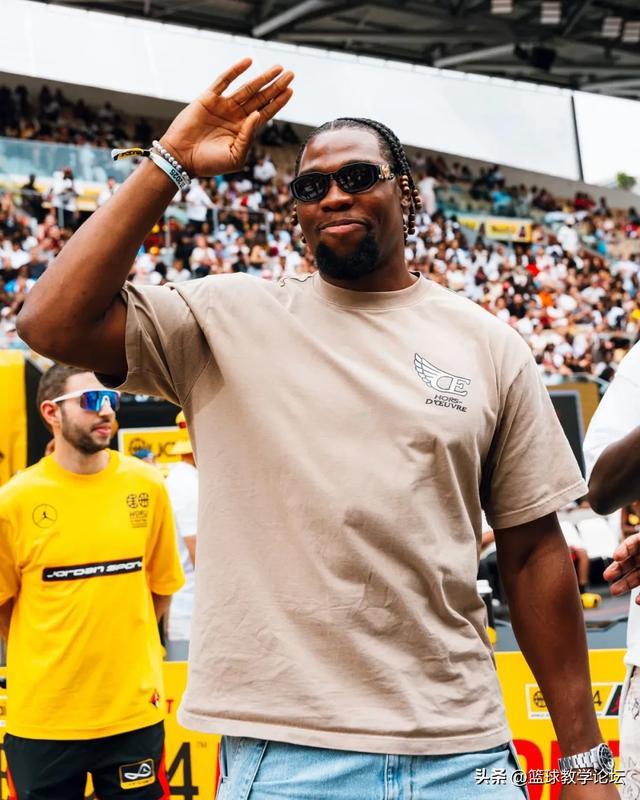 2年1200万签约！倒贴钱也得打球！苦等五年终于重返NBA