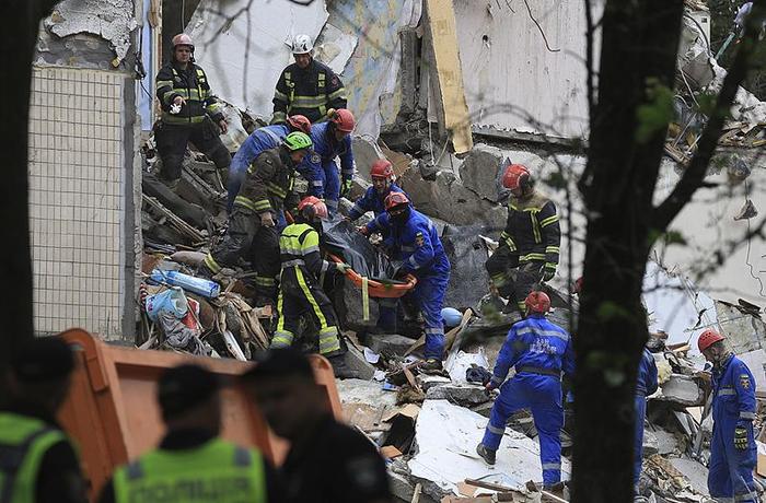 乌称俄导弹和无人机袭击已致基辅16人死亡
