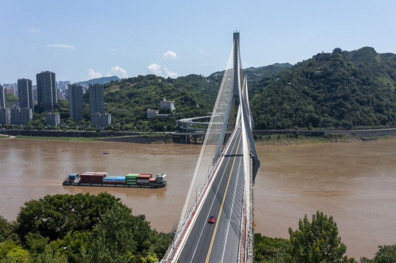 诗意中国｜荔枝驿路蜀道不再难