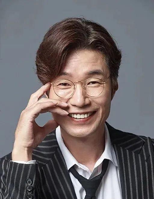 韩国知名男星突然去世！遗体在车内被发现，一周前被曝酒驾丑闻，曾参演《请回答1988》