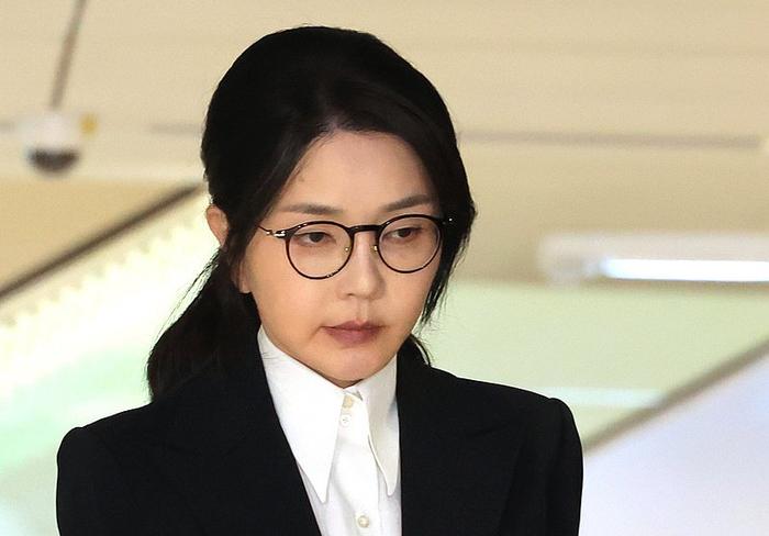金建希以身体不适拒绝出席检方27日传唤调查