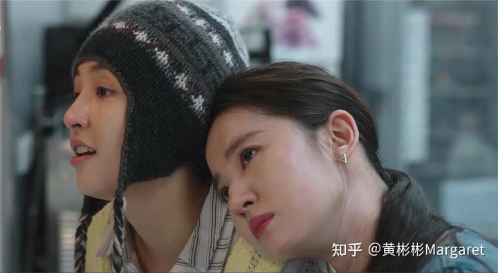 为什么人在自然里待久了,会觉得内心突然变「轻」了?是环境在治愈情绪,还是自然本身有特殊的能量场?
