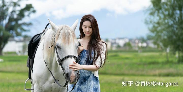 为什么人在自然里待久了,会觉得内心突然变「轻」了?是环境在治愈情绪,还是自然本身有特殊的能量场?