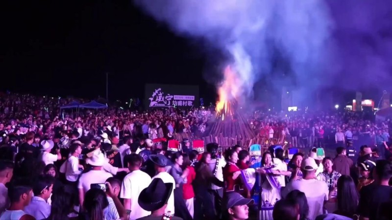 新华视点｜“热”力四射！暑期多元业态激发经济新活力
