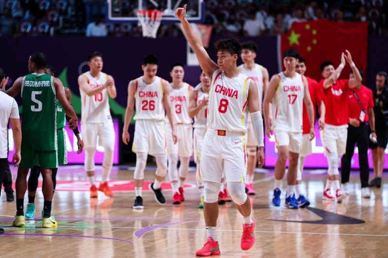五分险胜！中国男篮收获亚洲杯首胜