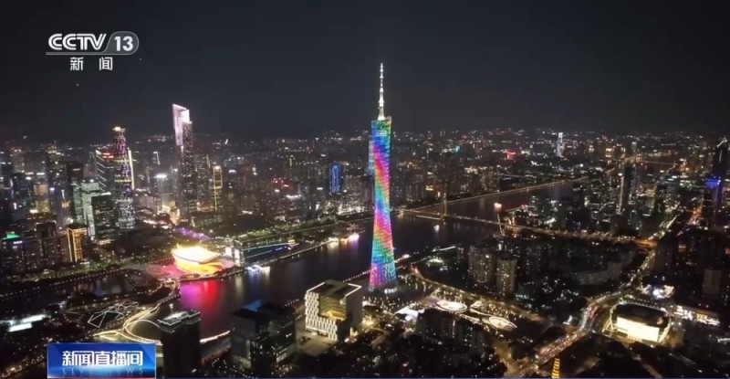 如何高效打卡城市热门景点？坐观光巴士~