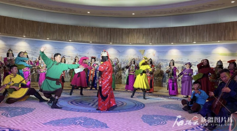 文化中国行・行走美丽新疆 | 239公里环湖路“串珠成链” 博湖美景一键打包即可出发