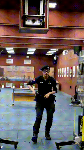 “神枪手”女警意外走红，本人回应！