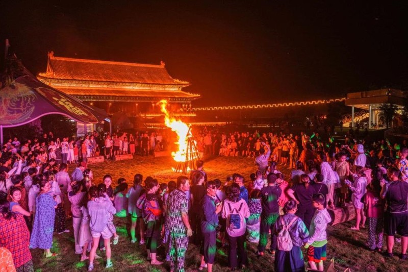 经济政策一线微观察｜氛围感 体验感 获得感――“清凉经济”持续激发夏日文旅消费新活力
