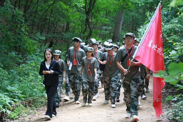 杨靖宇不死：青春再燃白山黑水