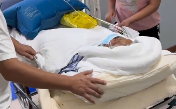 八旬老人被蜱虫叮咬住进ICU 这份防虫攻略请收好
